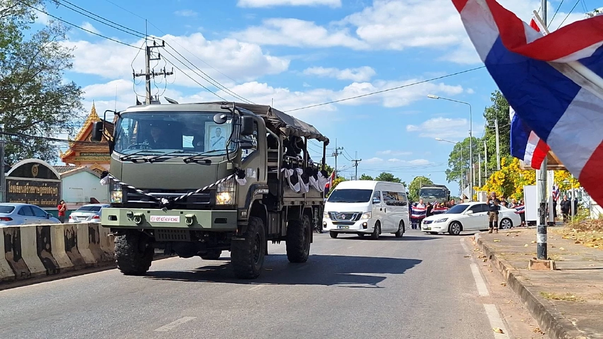 สุดกลั้น "เมีย-ลูก" กอดกันรับร่าง "จ่าคิว" ทหารกล้ารายสุดท้ายก่อนหยุดยิง