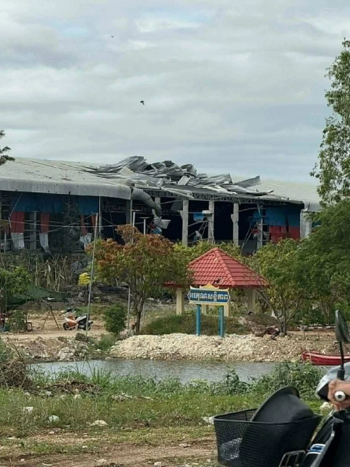 ระทึก! กองทัพภาคที่ 1 ถล่มเป้าหมายทางทหารประชิดปอยเปต เ