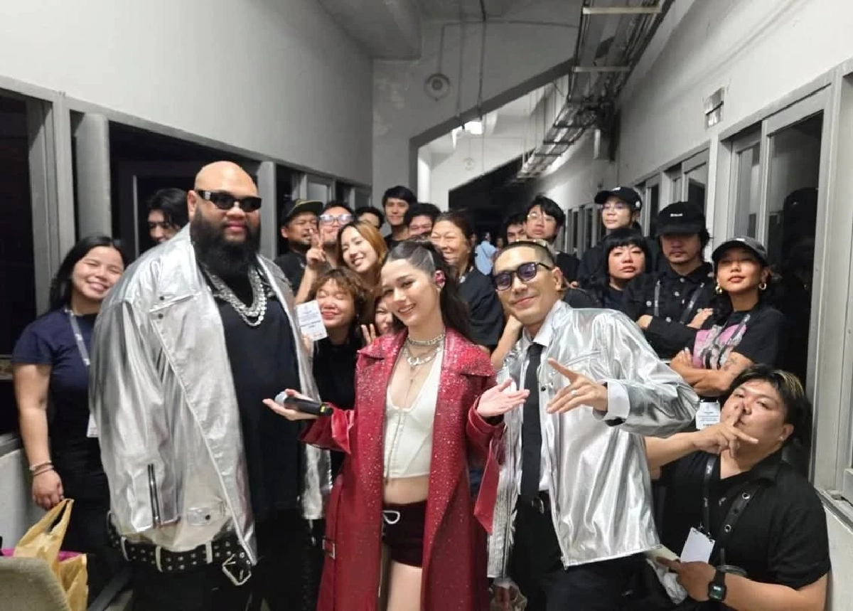 กอล์ฟ F.HERO แฉ! "วี-โต้ง" ถูกบรีฟลิปซิงค์งานเปิดซีเกมส์ แต่ถูกเปิดไมค์สด ทำเสียงเพี้ยน