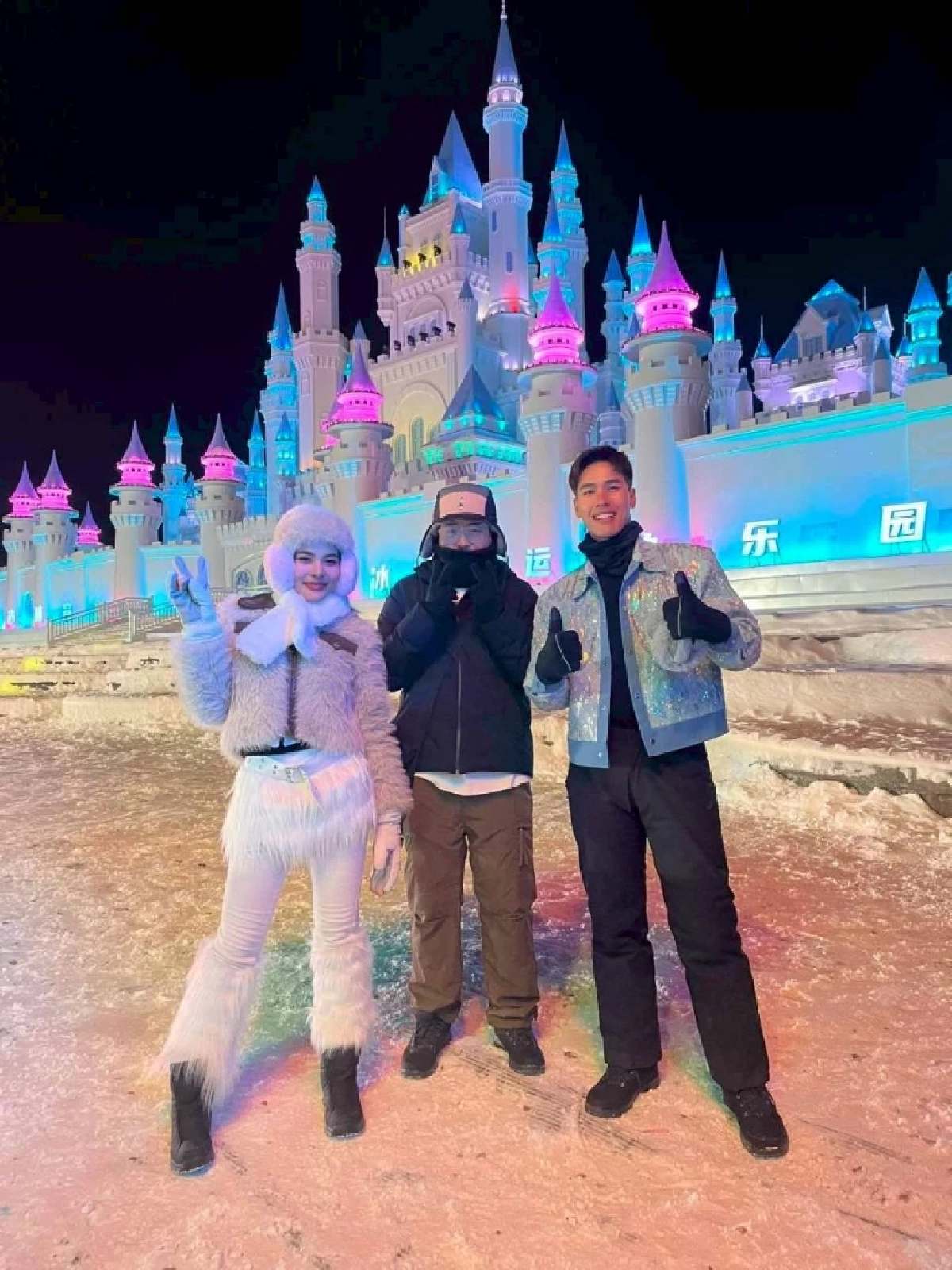 ทัพ 'หมอลำไอดอล'โกอินเตอร์ บุกจีน โชว์ม่วนท้าหนาว กลางเทศกาลหิมะ