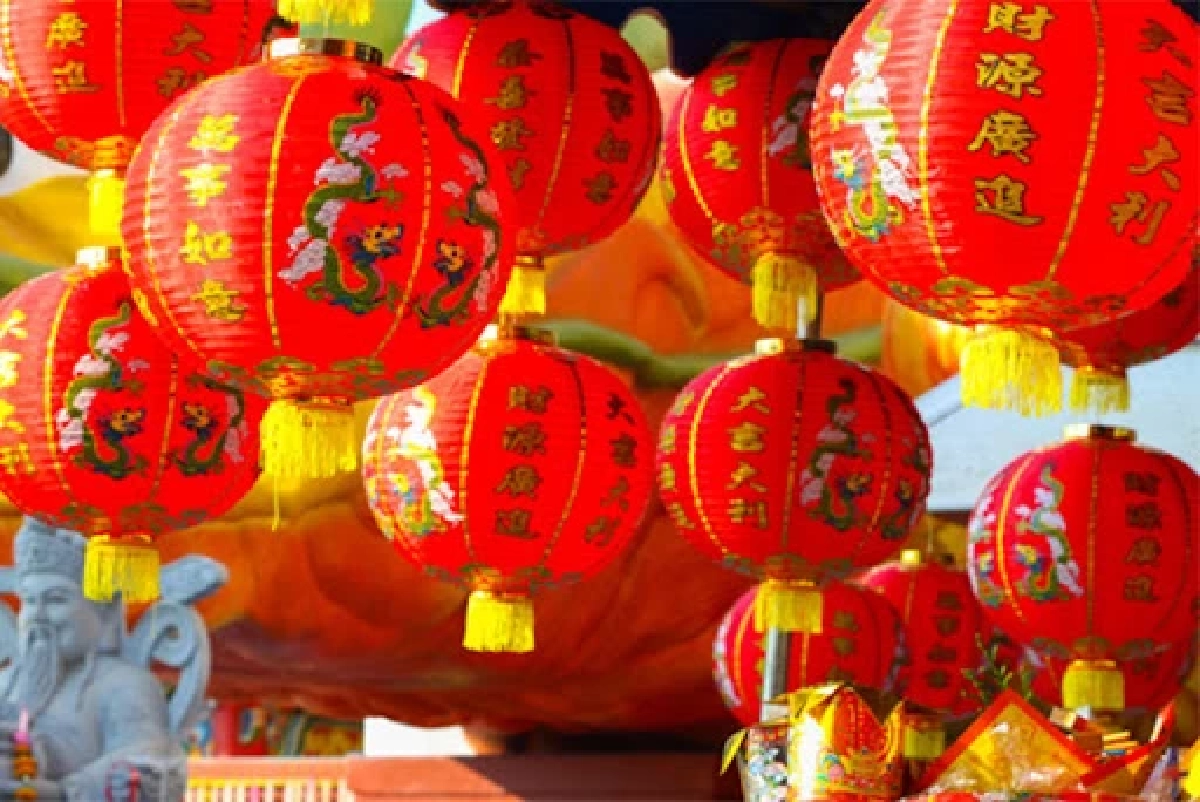 "ตรุษจีน 2569" เช็กวันจ่าย-ไหว้-เที่ยว! เผยข้อห้าม "อย่าหาทำ" ถ้าไม่อยากดวงกุดทั้งปี