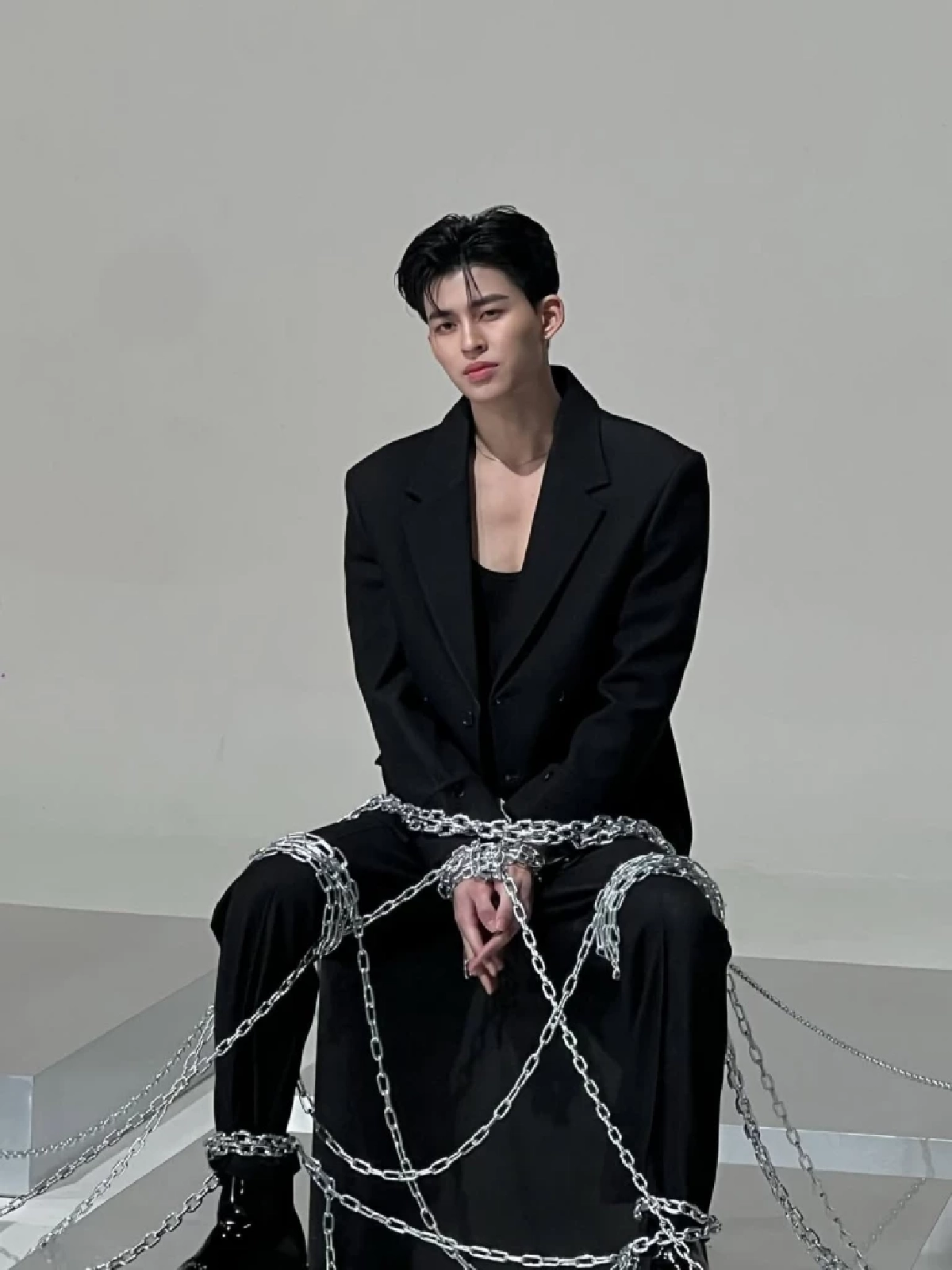 "ปอนด์ ณราวิชญ์" ไม่ทน! รีโพสต์คำคมเดือด หลังถูกโยงรักในค่ายเดียวกัน