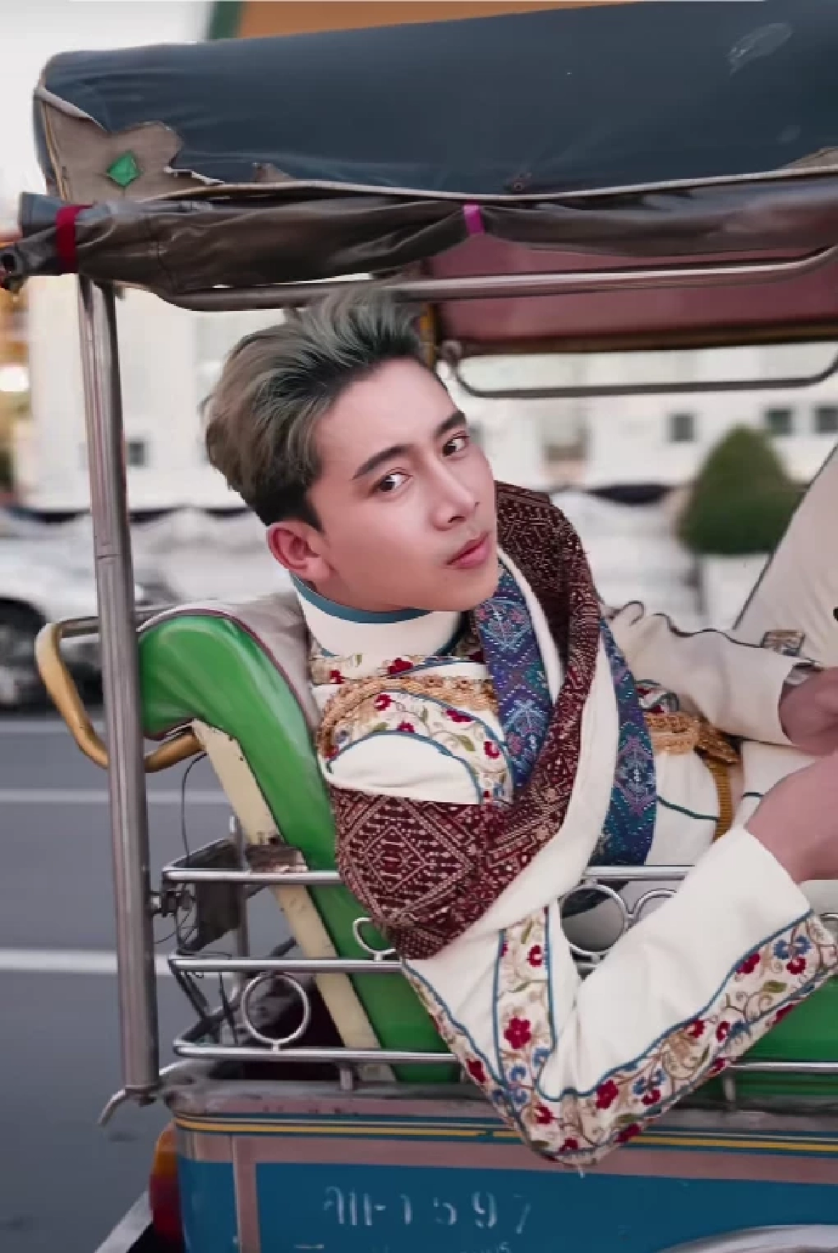  กระแสแรง ‘กระแต’ ปลุกชาเลนจ์ Bangkok City  ดาราคนดังแห่ใส่ชุดไทยเพียบ