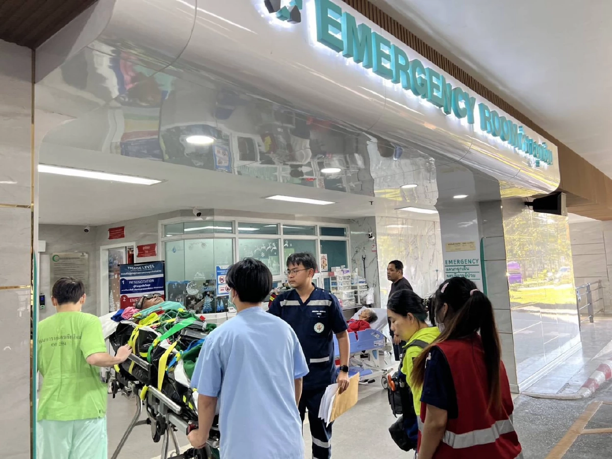 นาทีชีวิต! ฮ.ทส. เหินฟ้าฝ่าวิกฤตปีใหม่ รับผู้ป่วยชักเกร็งส่งมือหมอ