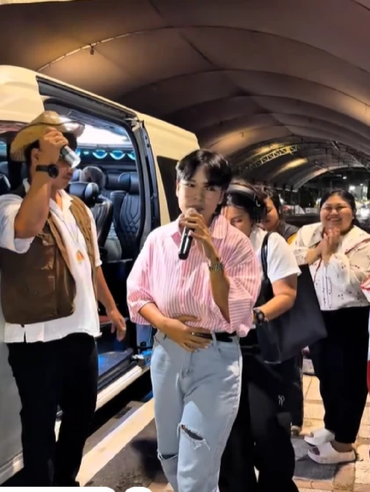 มิติใหม่ 'น้องต้นข้าว' ฟีเวอร์ ดาวติ๊กต๊อกแห่เก็บทุกเม็ดคัฟเวอร์