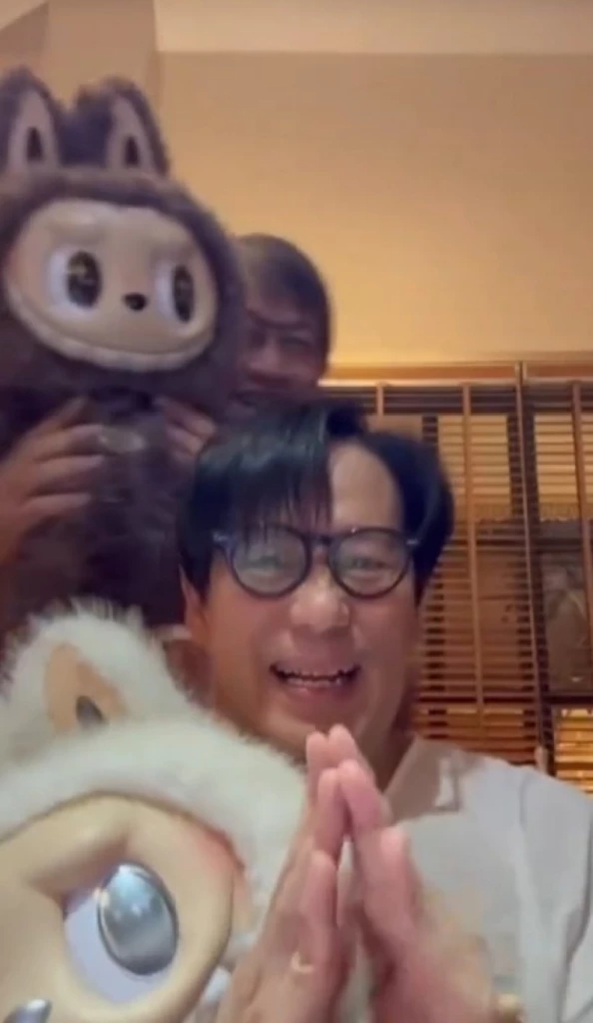 ห่วง 'เบิร์ด ธงไชย' คลิปเสียงเป็นเหตุ ชาวเน็ตแห่ส่งกำลังใจ วิเคราะห์เสี่ยง?