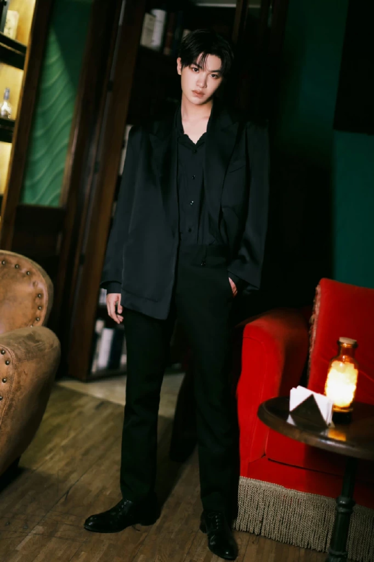 ขุดอดีต 'หวงหมิงฮ่าว'นักร้องดัง สัมพันธ์ 'นางเอก จ.' วงในเคลื่อนไหวแล้ว