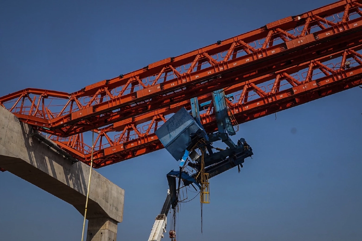 ดร.เอ้ ส่องกล้องวิเคราะห์นาทีเครนเสียสมดุลถล่มทัยรถไฟ เปรียบ "มีดอีโต้"