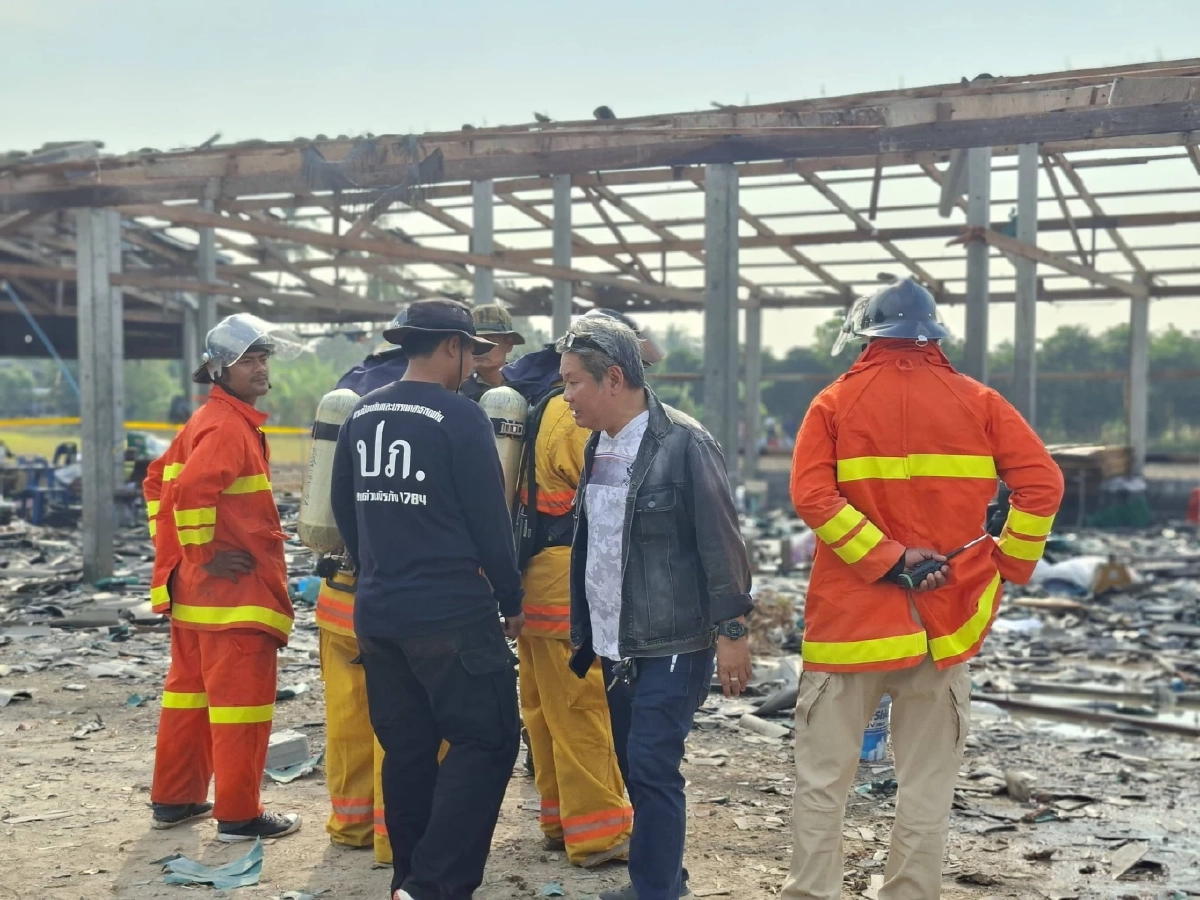อัปเดต โรงงานพลุระเบิด สุพรรณบุรี ดับ 1 เจ็บ 3 EOD เข้าเคลียร์พื้นที่