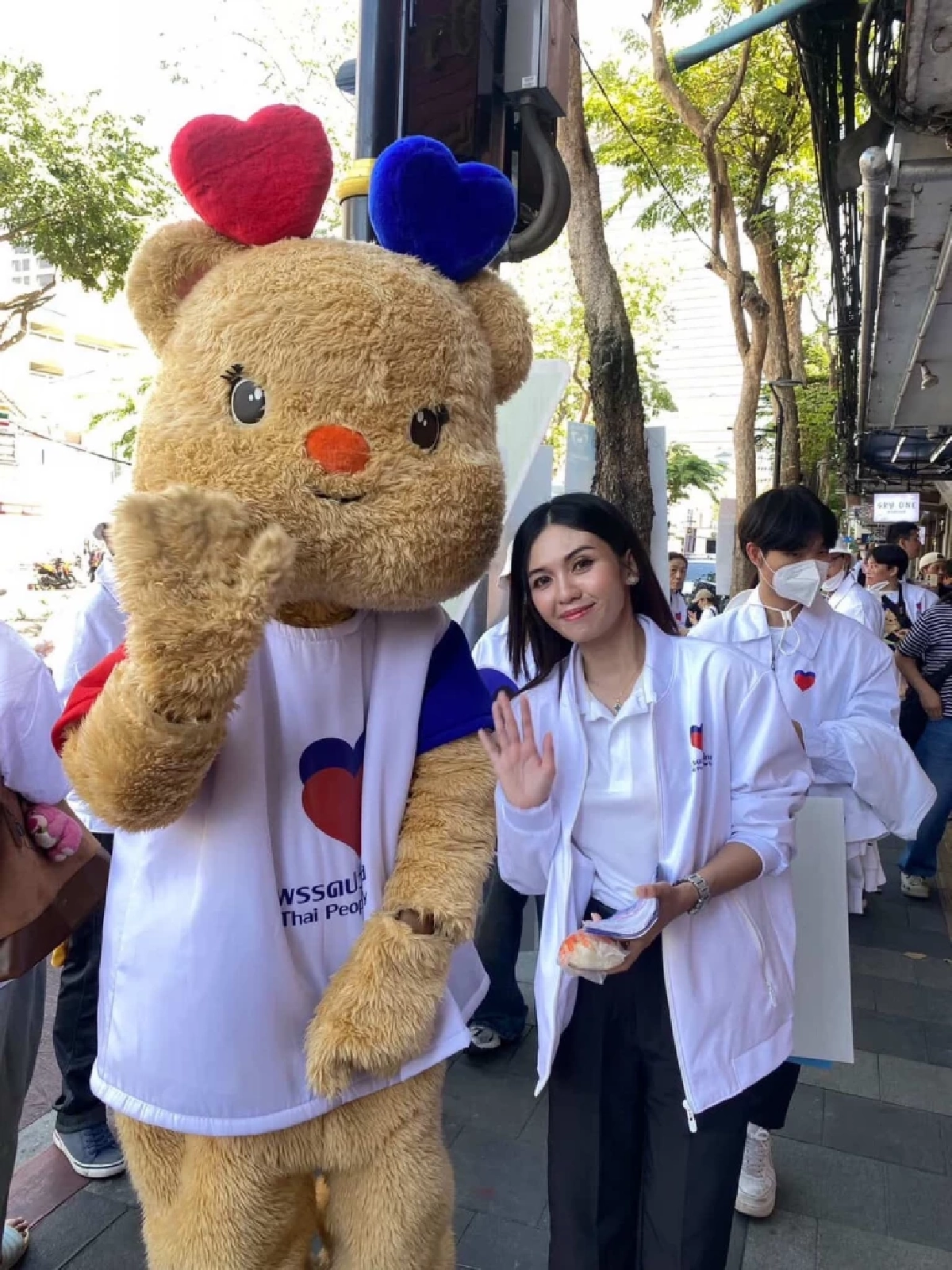 สปอร์ตไลท์จับ! รู้จัก “ปูปู้ ชนิดาภา” ผู้สมัคร สส. กทม. เขต 14 พรรคปวงชนไทย