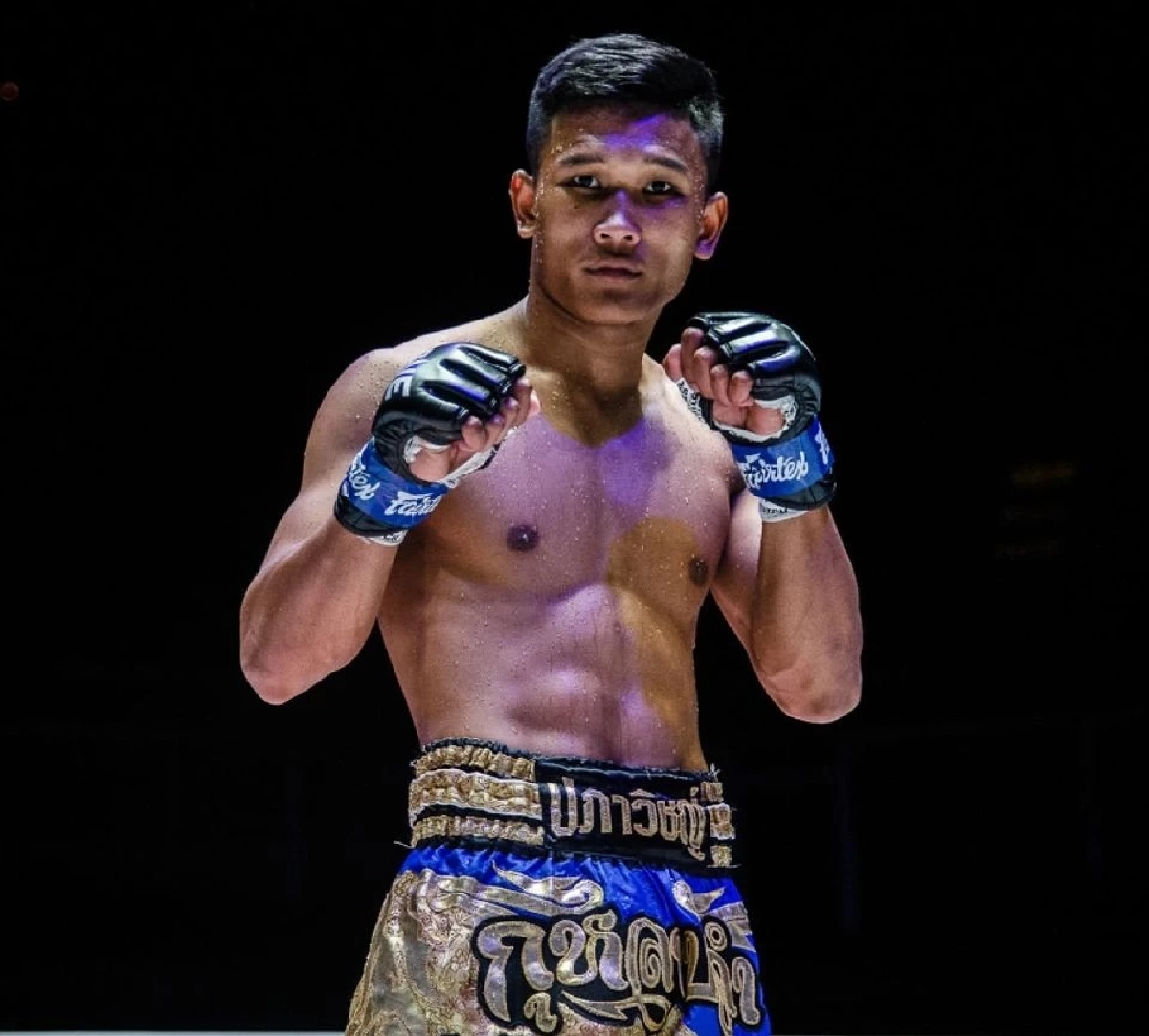 นักมวยดัง “กุหลาบดำ” แลนด์สไลด์คว้าเก้าอี้ อบต. ป้ายแดง