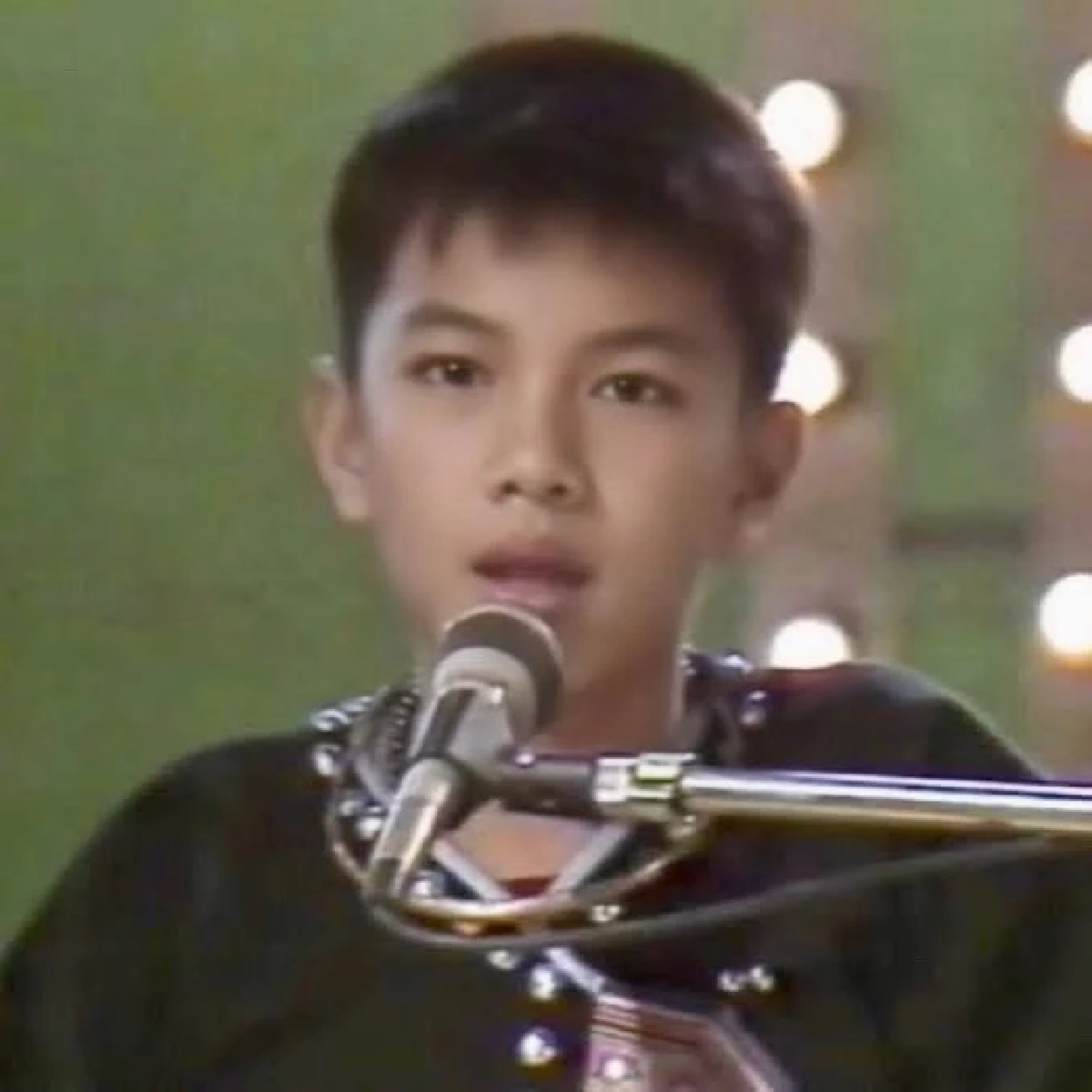 แฟนเพลงแห่อาลัย "หนุ่ม นกแล" มือคีย์บอร์ด  หลังจากไปอย่างสงบ