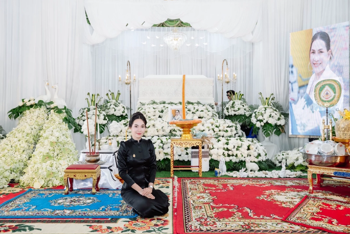 เศร้า "ผู้กองแคท" สาเหตุสูญเสียคุณแม่ "ตี้ ธีรชัย" น้องชาย เล่าเหตุการณ์กู้ชีพ แต่ก็ไม่ทันแล้ว