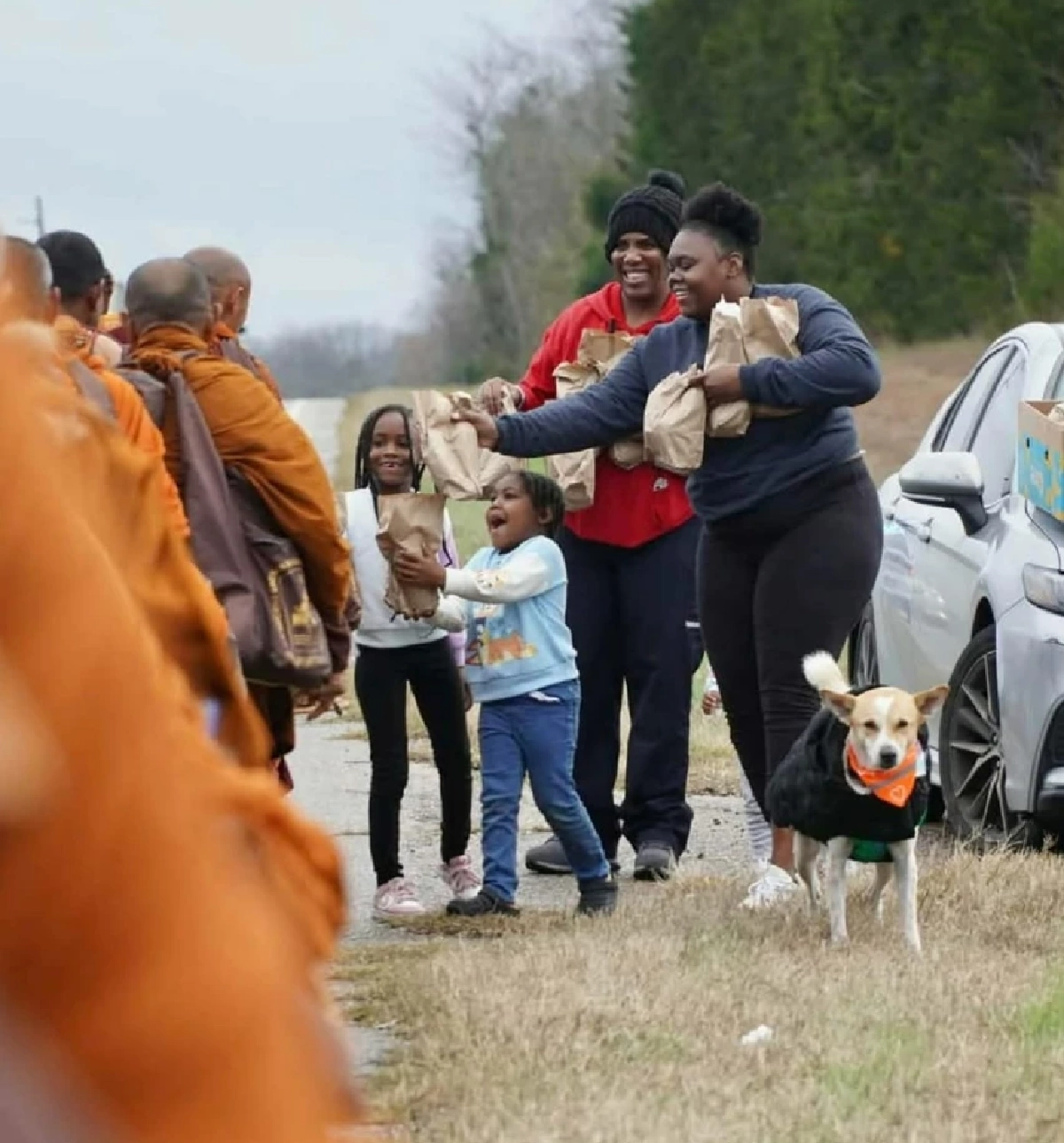 ไวรัลแห่งศรัทธา "Walk for Peace" คณะพระสงฆ์ ธุดงค์ 2,300 ไมล์ ทั่วอเมริกา