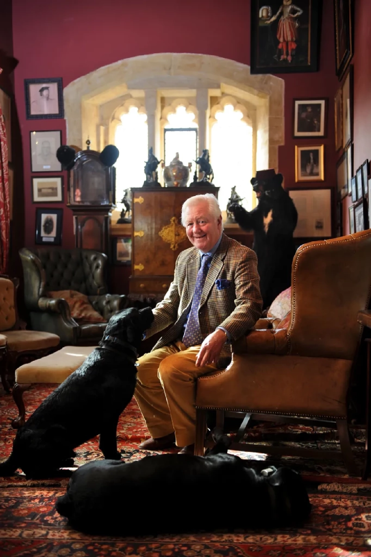 เศรษฐีรุ่นปู่ ประกาศหาเมียปั๊มทายาท แลกเงินล้าน ชีวิตหรูในปราสาท