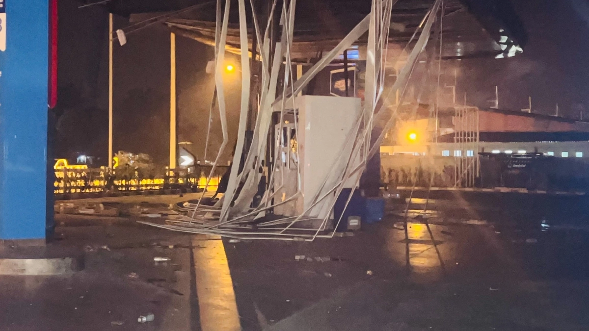 สรุปเหตุการณ์ ลอบวางระเบิด ปั๊มน้ำมัน 11 จุด พื้นที่ 3 จังหวัดชายแดนใต้