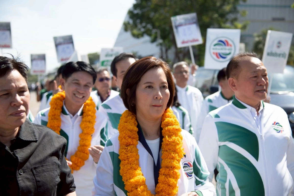 โปรไฟล์ไม่ธรรมดา "ตรีนุช เทียนทอง" แม่ทัพ พปชร. ป้ายแดง แชมป์ สส. 6 สมัย
