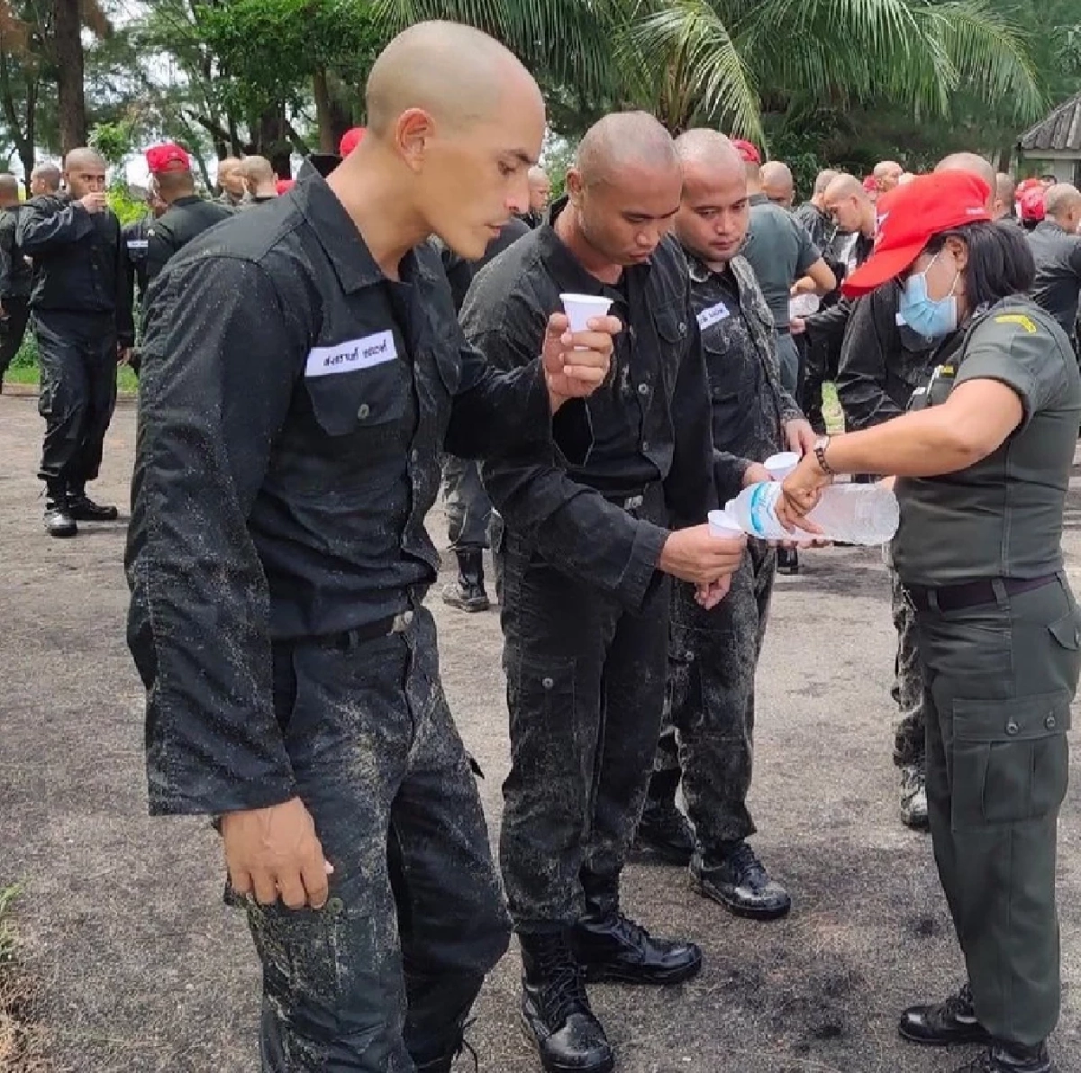 เปิดยศตำแหน่ง "สงกรานต์ เตชะณรงค์" ในสำนักงานตำรวจแห่งชาติ หล่อเท่ห์ไม่ธรรมดา