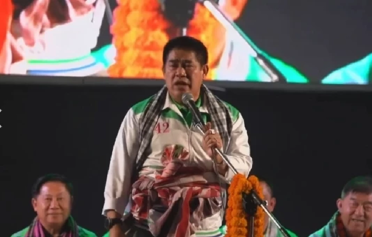 แฉคนบางพรรคกำลังจะถูกหมายจับ "ธรรมนัส" ซัด! ไม่ใช่เทา แต่ดำปี๋