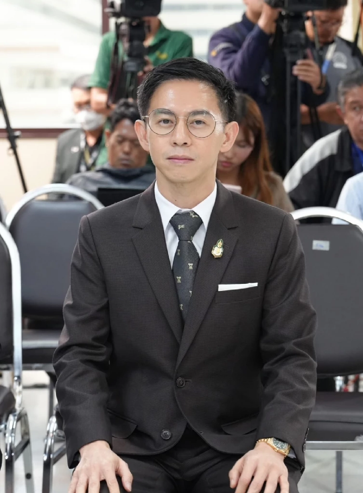 “โพลพระปกเกล้า” สนามเลือกตั้ง 69  จับตา Gen Y-X ตัวแปรจุดเปลี่ยนการเมือง