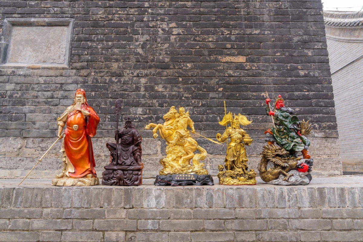 ตรุษจีนปีนี้ทำไมต้องมาไหว้เสริมเฮงที่ไอคอนสยาม?