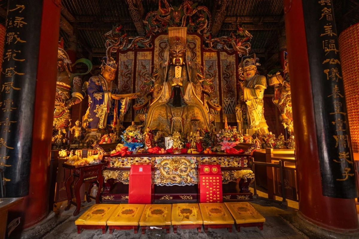 ตรุษจีนปีนี้ทำไมต้องมาไหว้เสริมเฮงที่ไอคอนสยาม?