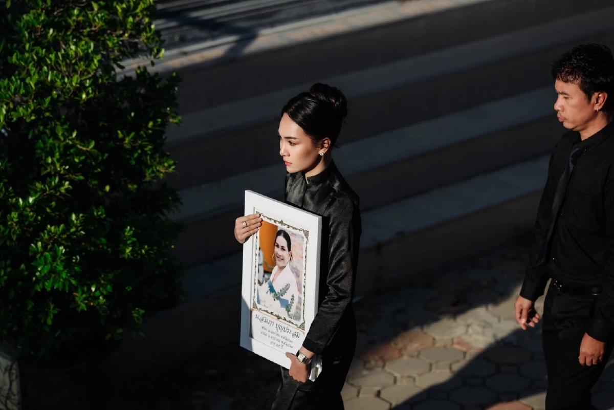 เศร้า "ผู้กองแคท" สาเหตุสูญเสียคุณแม่ "ตี้ ธีรชัย" น้องชาย เล่าเหตุการณ์กู้ชีพ แต่ก็ไม่ทันแล้ว