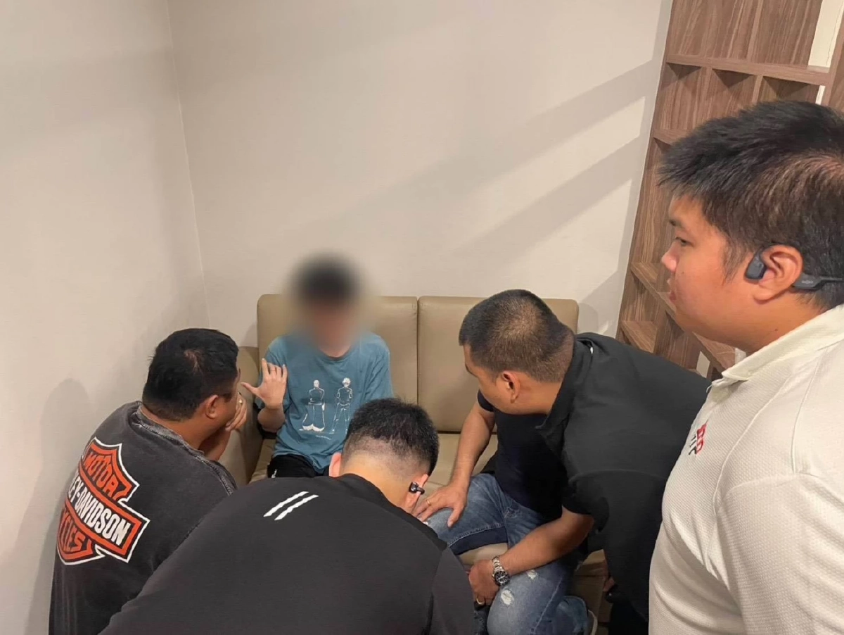 ​นาทีบุกช่วย นศ.ชายถูกแก๊งคอลฯ หลอกฟอกเงิน บังคับขังตัว-มัดตัวเองเรียกค่าไถ่ทิพย์