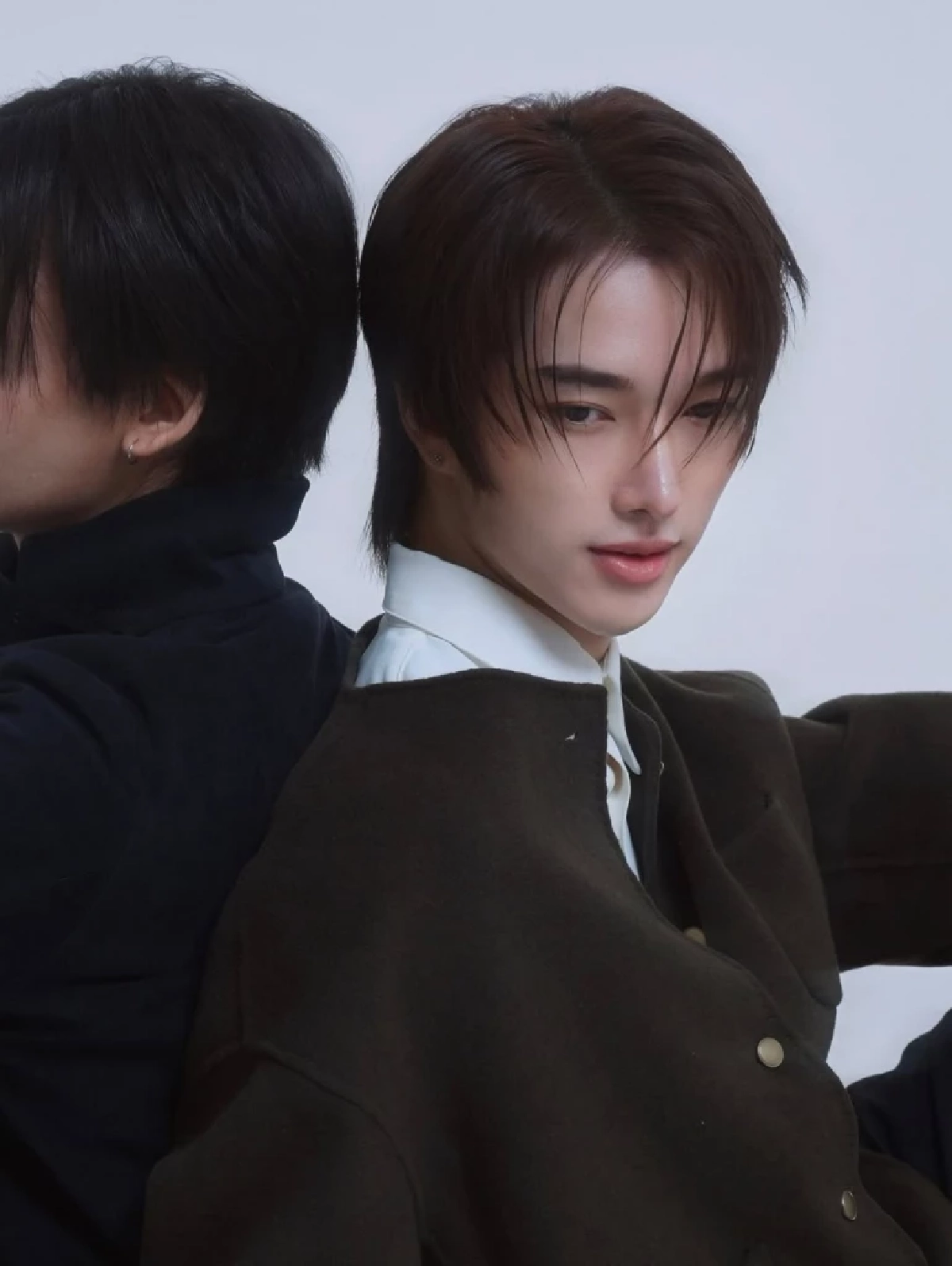 เปิดวาร์ป 'ธีร์ ธีรวัฒน์'ดาวรุ่งน้องใหม่ป้ายแดง แห่งบ้านซีรีส์ดัง