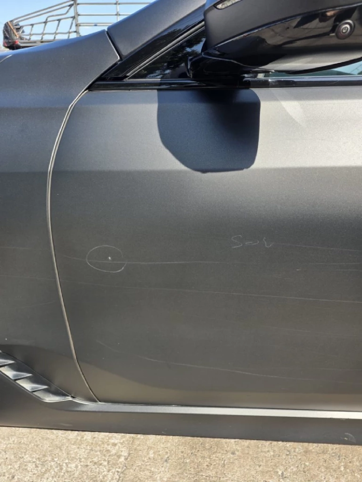 'นักแสดงซีรีส์ดัง'เดือด! รถหรูคู่ใจถูกขูดรอบคัน 'ภูวินทร์'แคปชั่นเด็ด