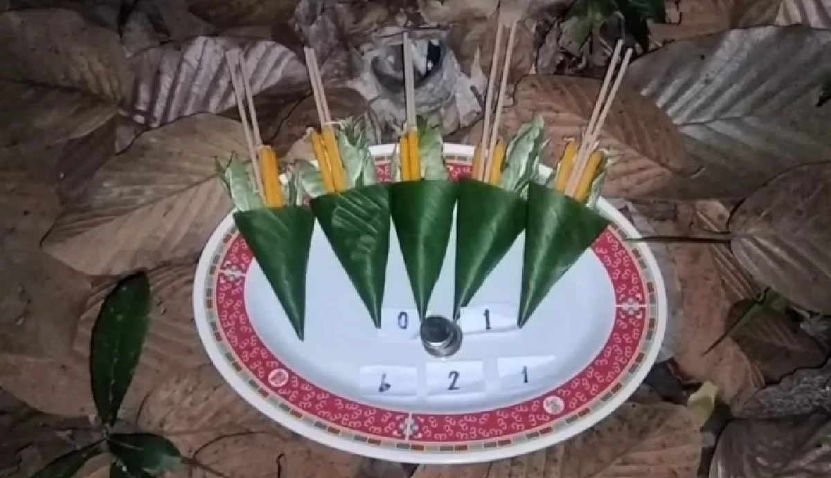 เลขเด็ด 'พญาบึ้ง' จุดธูปเบิกทาง เลขมงคลเรียงเต็มตา 2 ชุดเด็ด ลุ้นหวย 2/1/69