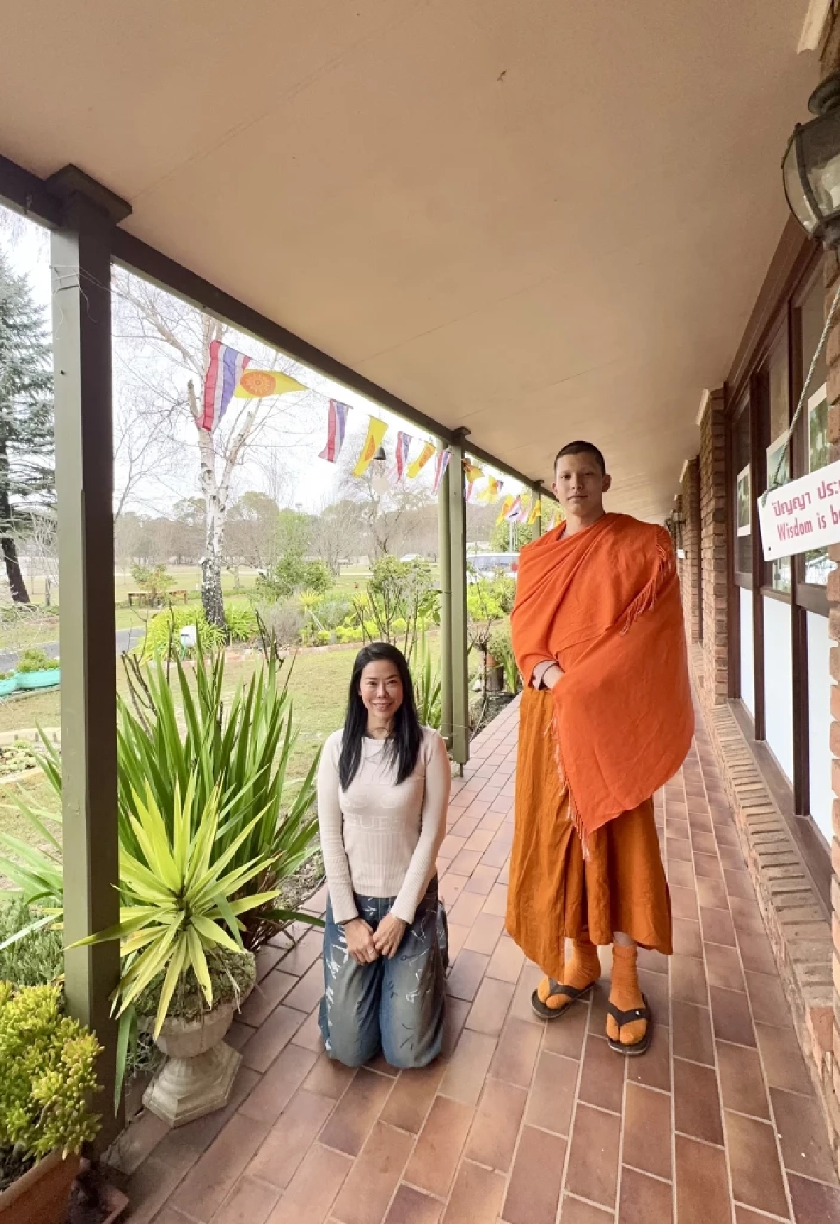 “แม่แพท" หอบหลักฐานเช็คบิล “งูพิษ” ทวงความยุติธรรมให้ "พระโดม"