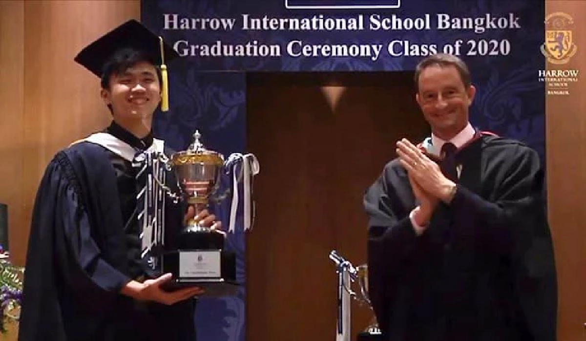 ประวัติ "น้องไปป์" หนุ่มหล่อโปรไฟล์ดี ลูกแม่ "ยิ่งลักษณ์" หลาน "ลุงทักษิณ"