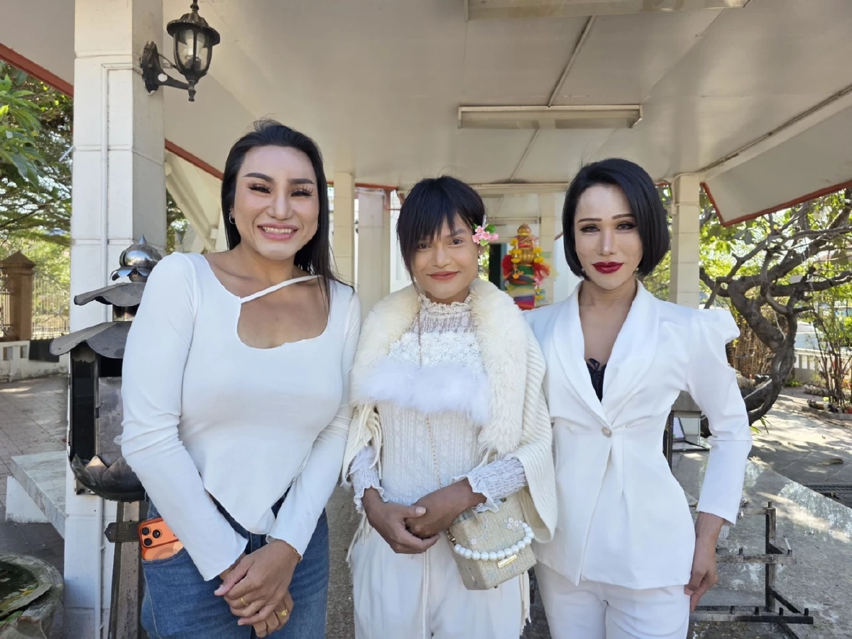 วงการหนังไทยคึกคัก "ตั๊กแตน ชลดา - โบ้ ลิขิต" ถือฤกษ์ดีเปิดตัว "กะเทยไทบ้าน"