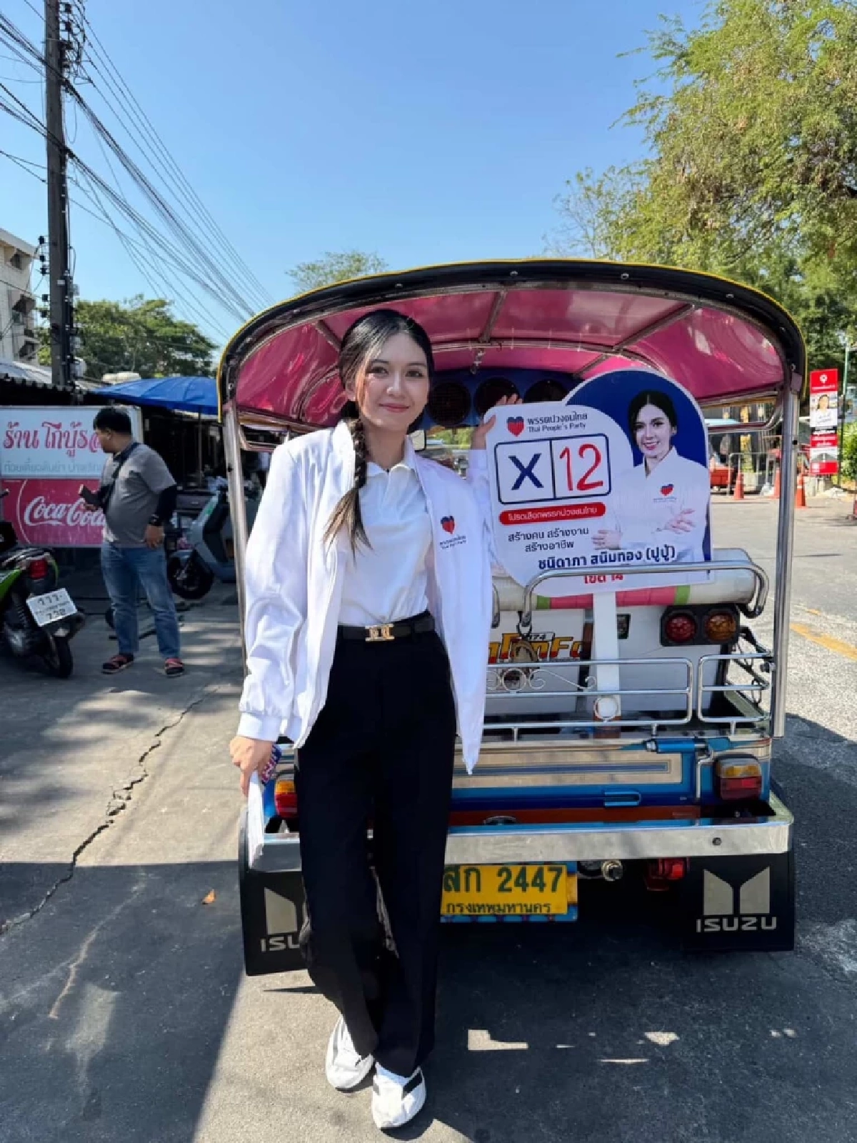 สปอร์ตไลท์จับ! รู้จัก “ปูปู้ ชนิดาภา” ผู้สมัคร สส. กทม. เขต 14 พรรคปวงชนไทย