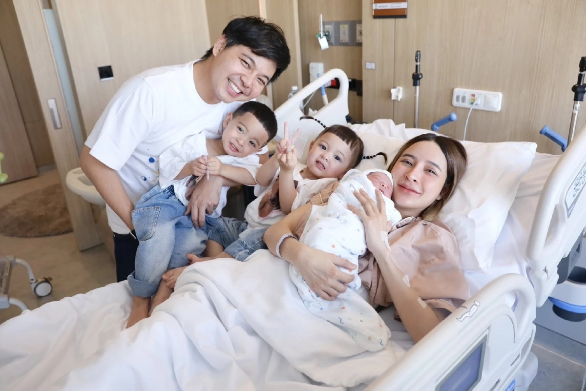 น่ารักมาก! "เม พรีมายา" คลอดลูกคนที่ 3 "น้องซารอส" ชัดเลยได้หน้าพ่อหรือแม่