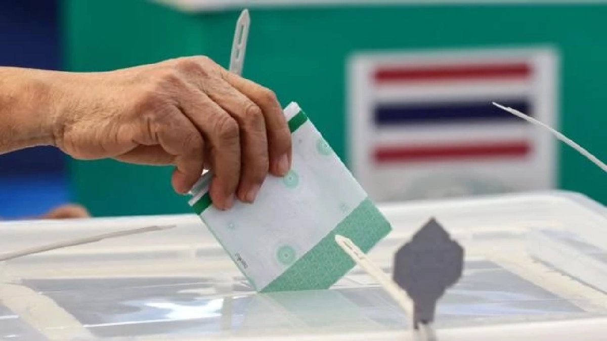 สุดชุ่ย! ล้านแชร์ประวัติศาสตร์ ‘iLaw’ แฉ!พิษเลือกตั้งล่วงหน้า ผิดวินาศสันตะโร