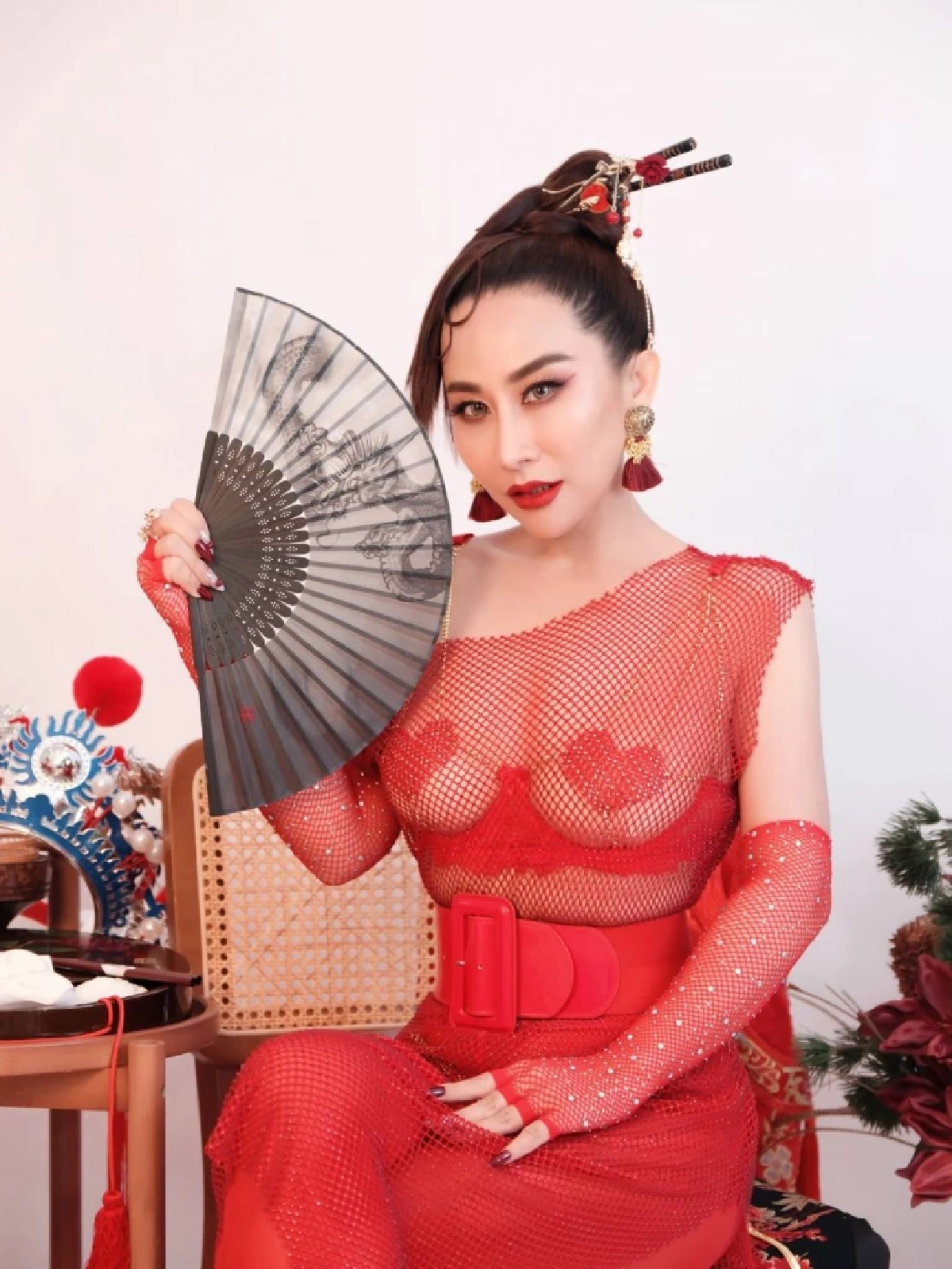 ไอดอลวัยเลข 4 "ลาล่า" ฟาดลุคอาหมวยสุดแซ่บ! อวดหุ่นเซี๊ยะ รับตรุษจีน