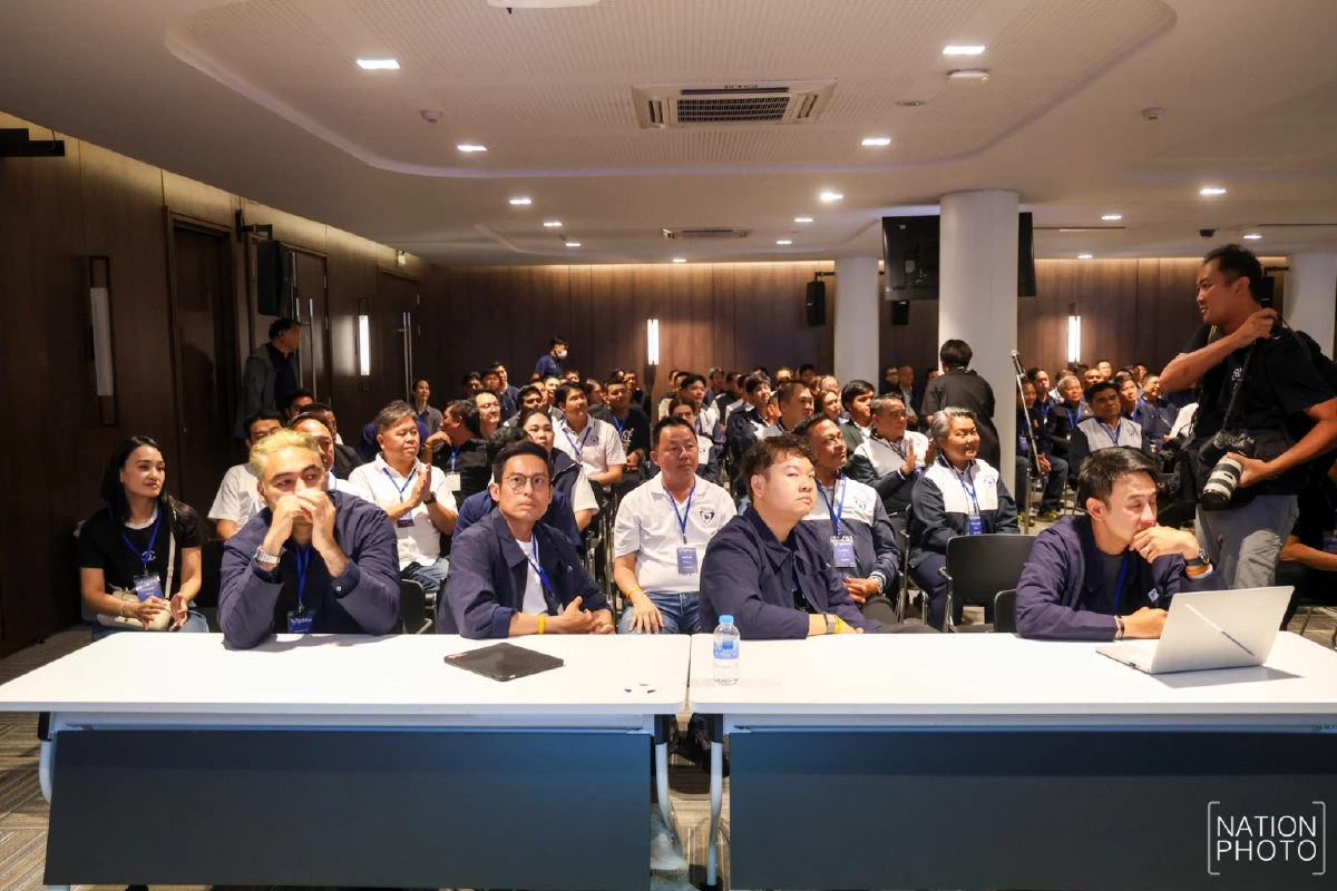 ภูมิใจไทย คึกคัก ว่าที่ส.ส. ตบเท้าเข้าประชุม 3 พรรคเล็ก ร่วมด้วย