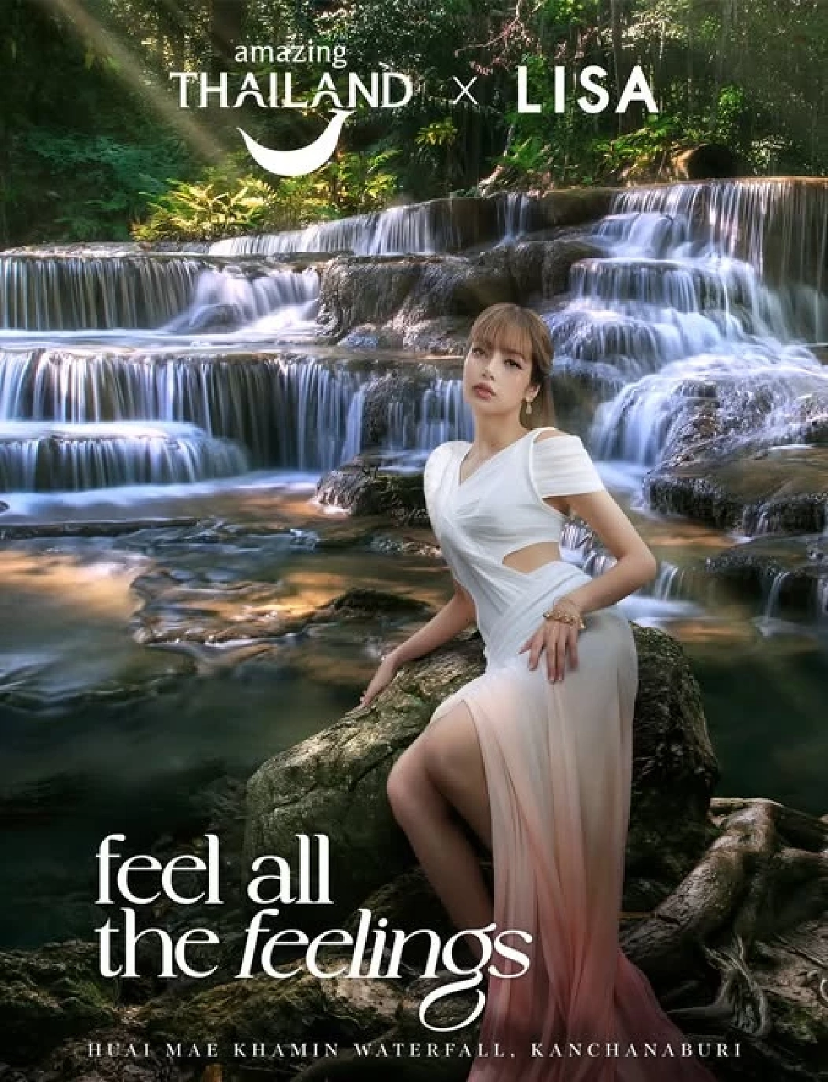 ดราม่ามาอีกแล้ว ภาพ "ลิซ่า" สุดลอย ทำอึ้ง! ใส่ชุดเดิมที่น้ำตกห้วยแม่ขมิ้น