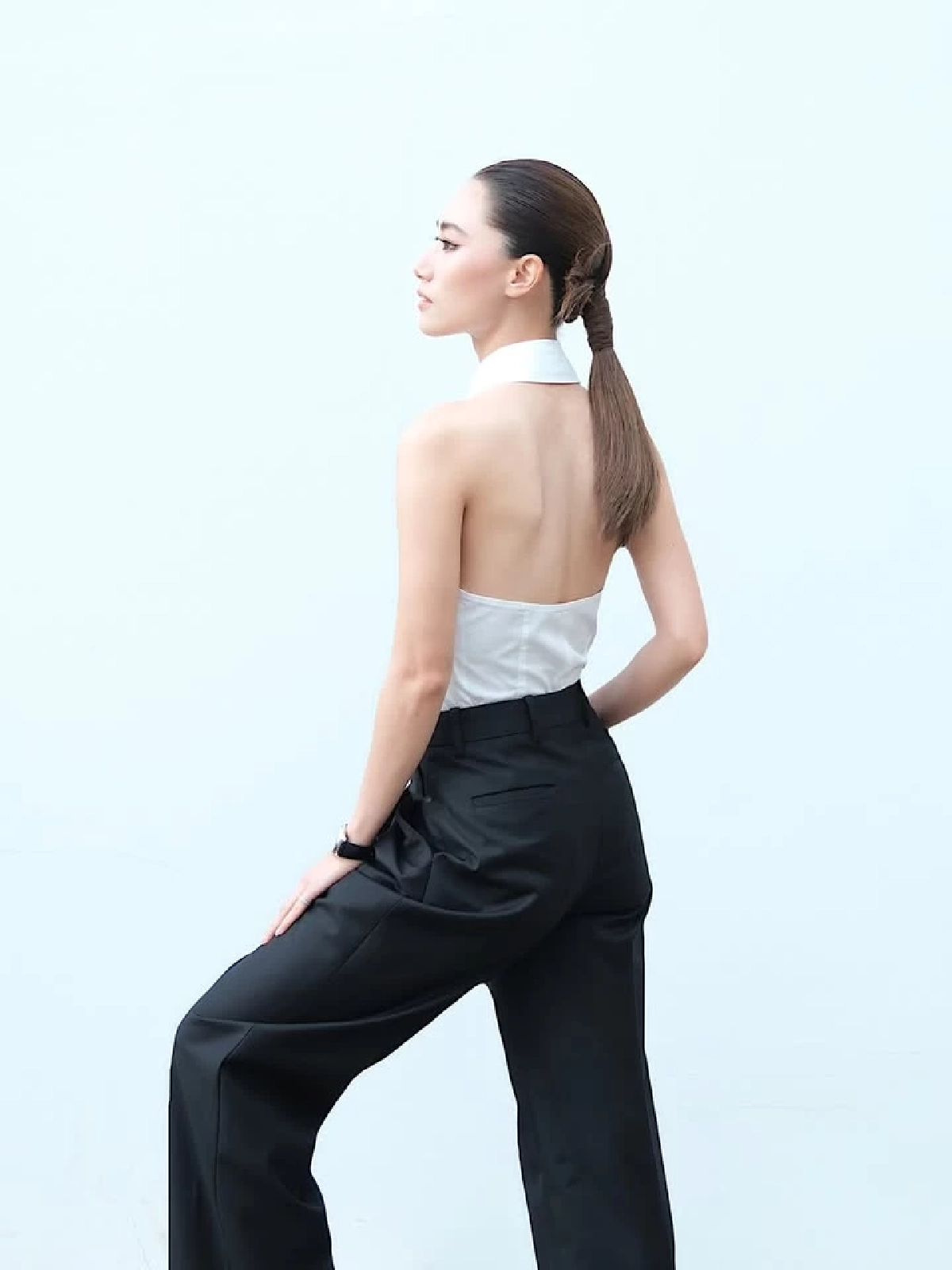 “เพลง ชนม์ทิดา” โพสต์แล้ว หลังมีคนบุกยิxสนั่นบ้าน “อัศวเหม” 4 นัด