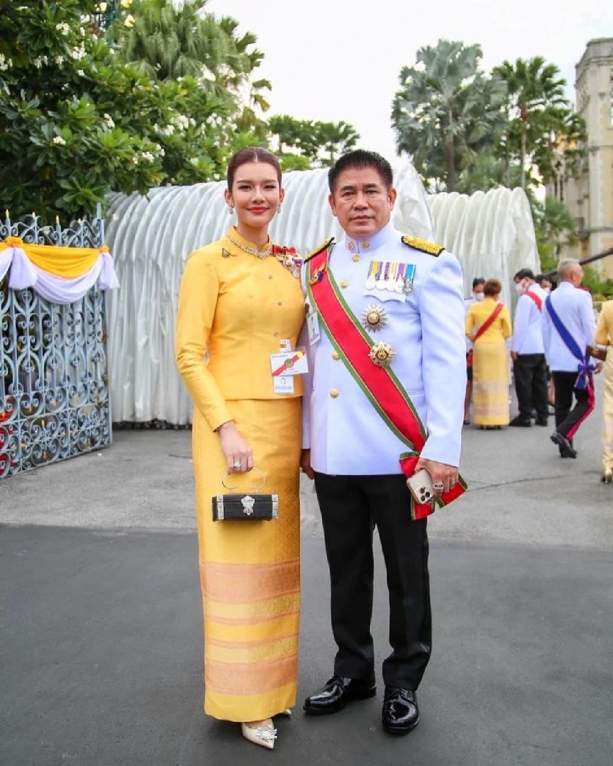 กางบัญชีทรัพย์สิน  'ธรรมนัส' รวยพันล้าน ซูเปอร์คาร์เพียบ พ่วงกรุพระเครื่องเบญจภาคี