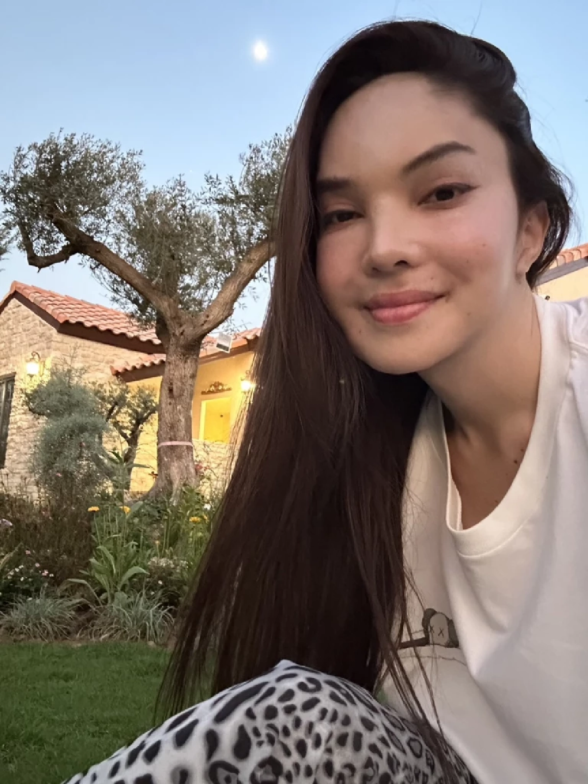 "เอมมี่ รัชฎา" ฟาดดราม่า "ป้าตือ" ย้ำศักดิ์ศรี ความฝันกะเทยรุ่นลูก