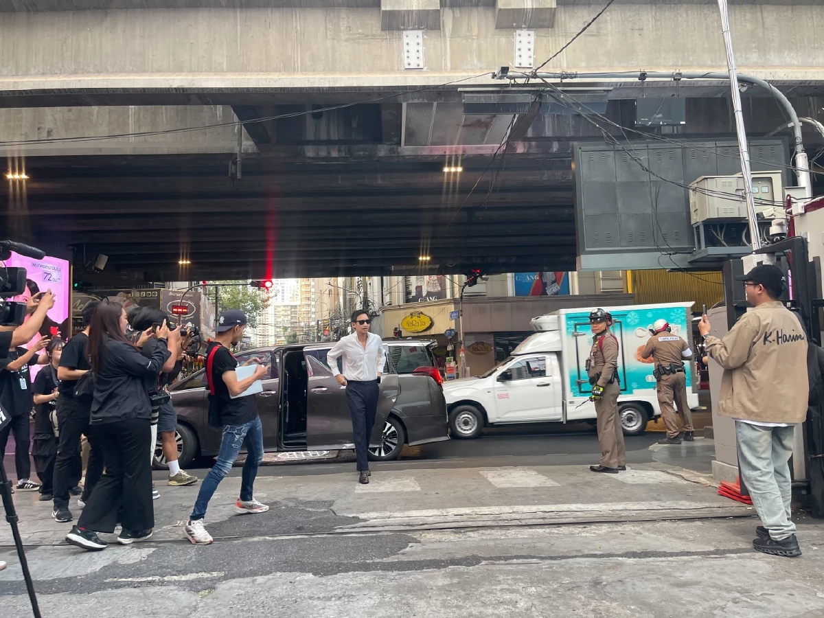 “พิธา” เปิดโหมดคลั่งรัก สารภาพรักทางไกล ยอมรับ “หัวใจไม่ว่าง”