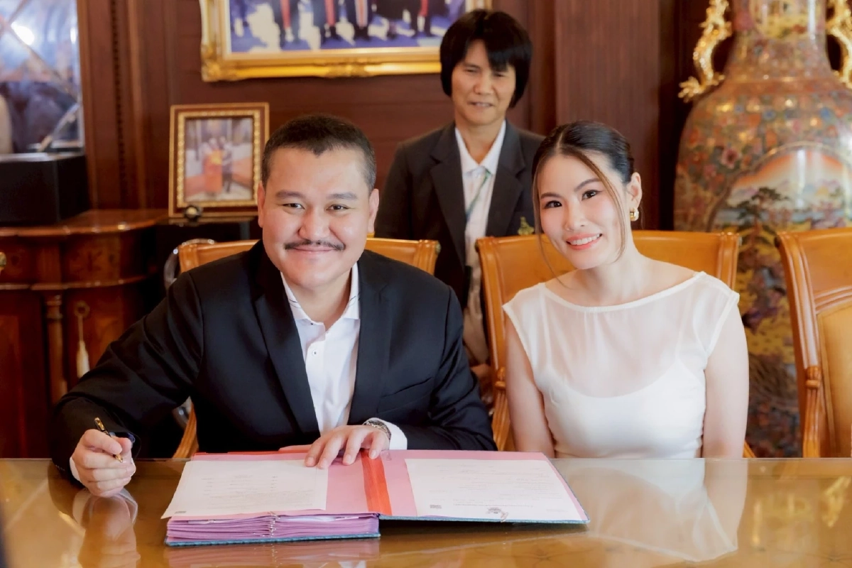 ชื่นมื่น "ดวง อยู่บำรุง" ลูกชาย "เฉลิม อยู่บำรุง" จดทะเบียนสมรส ภรรยาสวยมาก