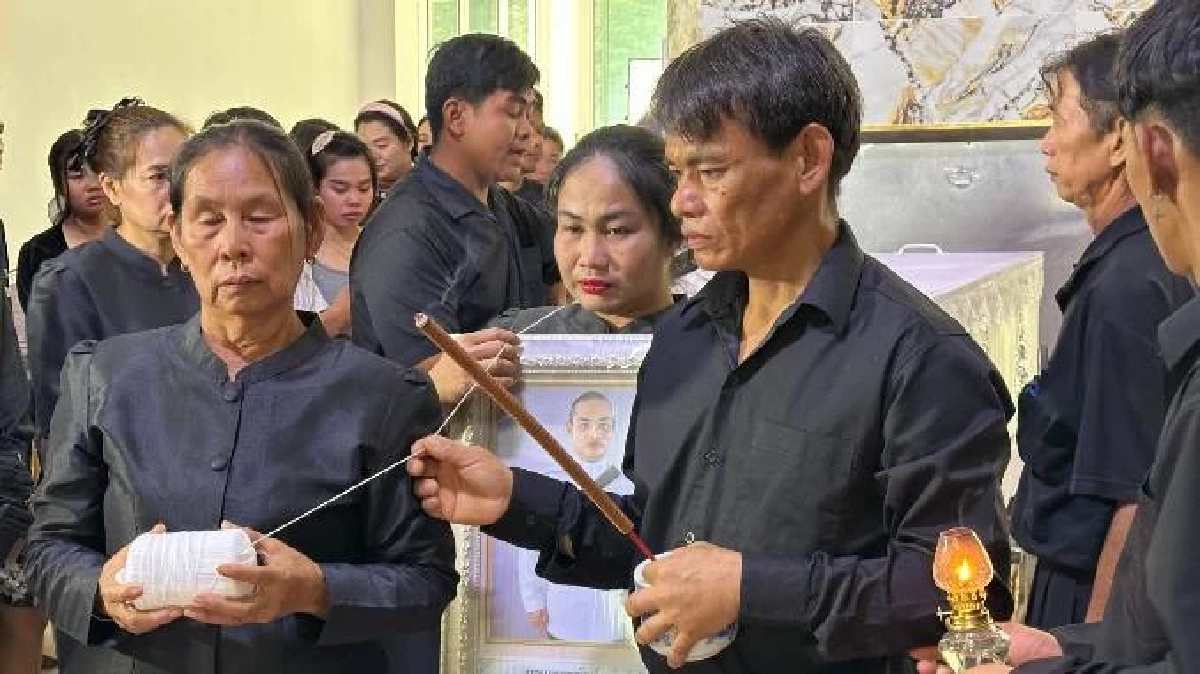 โฆษก ทบ. เผยผลตรวจนิติเวชไม่พบช้อนในร่าง “พลฯ เพชรรัตน์”