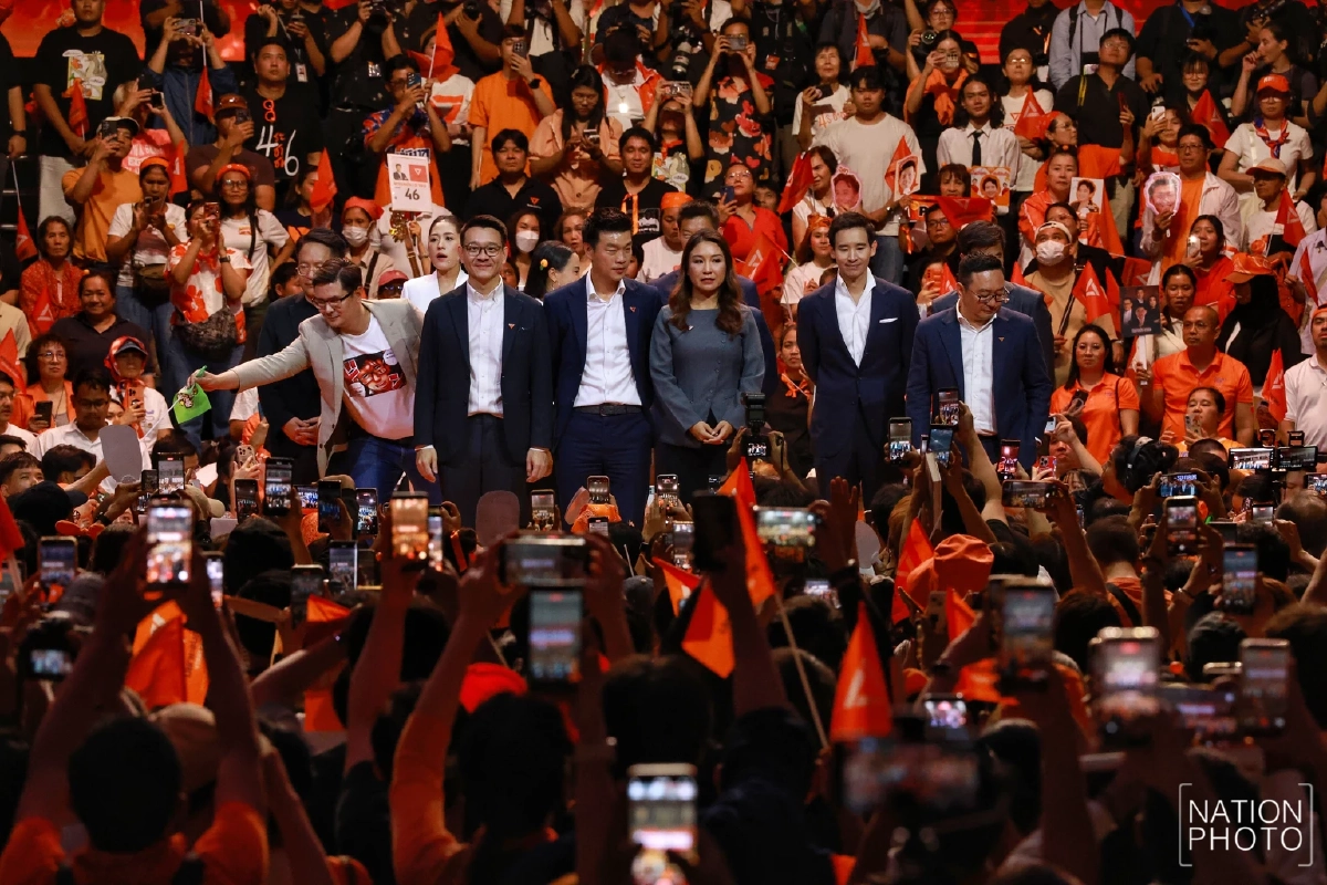 “เท้ง” ให้คำมั่น 1 สมัย 4 ปี ปราบโกง-ทุนเทา เขินถูกเรียกนายกฯเท้ง