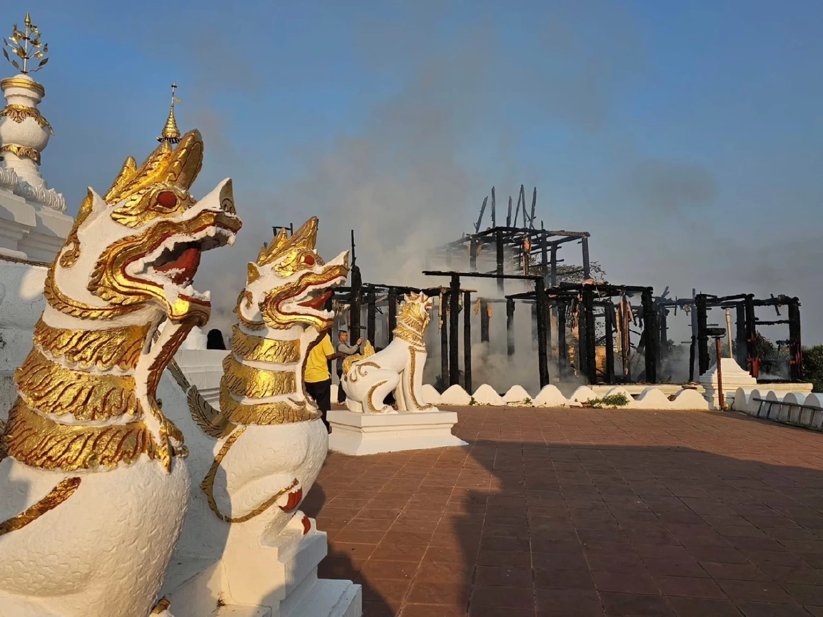 เปิดสภาพ! ไฟไหม้วัดเก่าแก่ 200 ปี จ.ลำปาง กุฏิไม้โบราณวอดทั้งหลัง