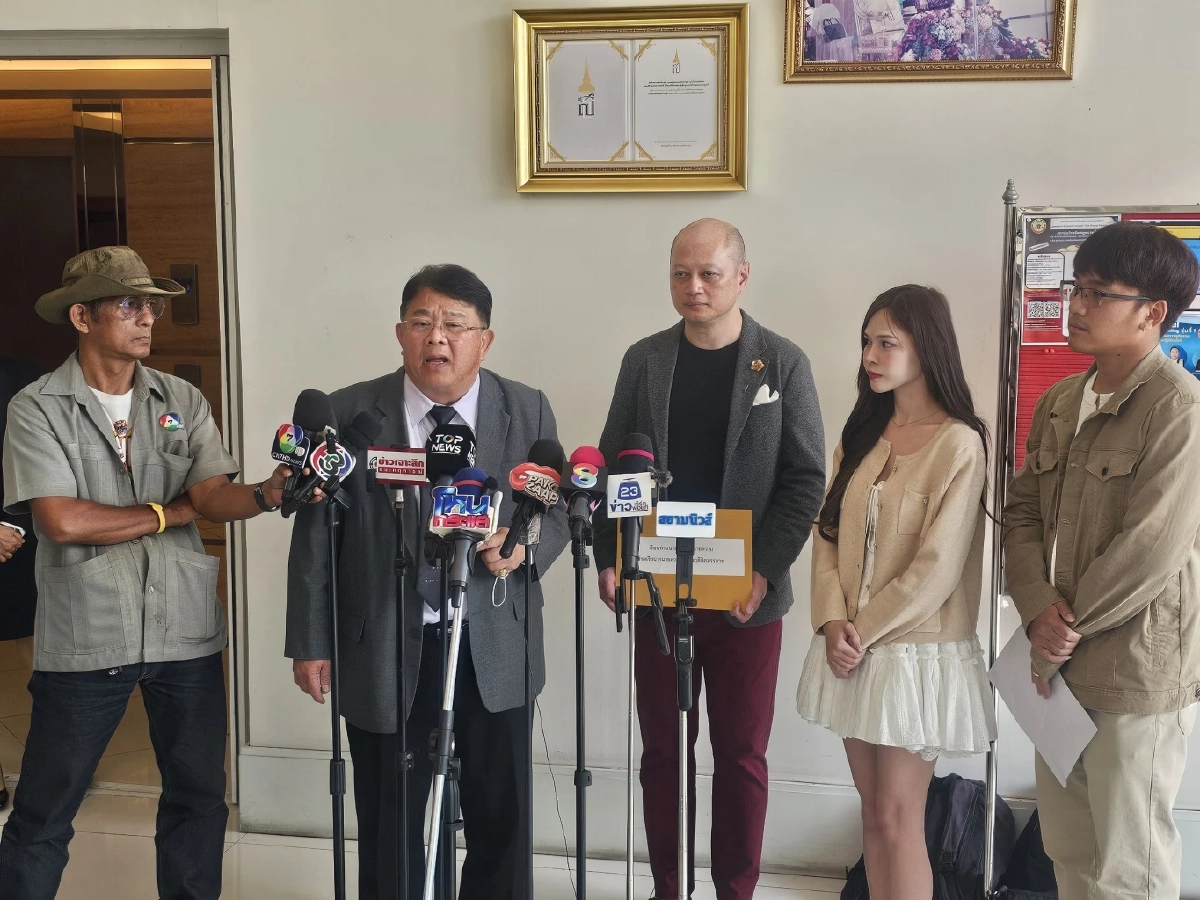 เหยื่อถูก"ทนายหื่น" แอบถ่ายในปั๊ม อึ้ง! พบรูปนับพัน วอนสภาทนายฯ เพิกถอนใบอนุญาต