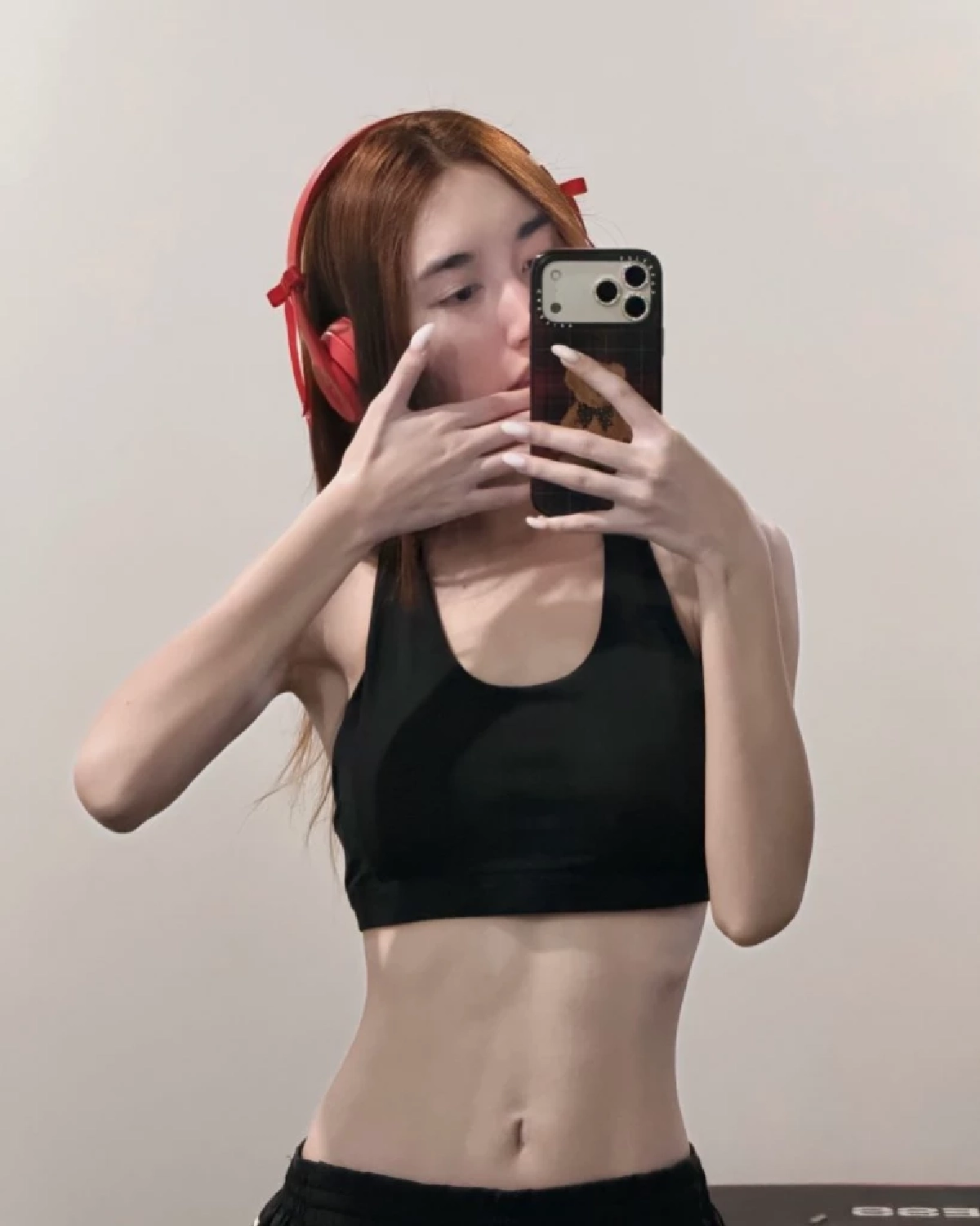 ดราม่าสนั่น! "เบสท์ คำสิงห์" อวดหุ่นสับแต่เจอทัก "ผอมไปไม่สวย"